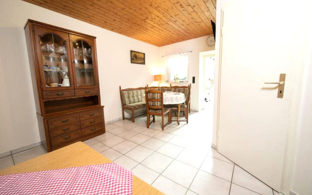 Well -kept apartment in Juechen on a horsefarm