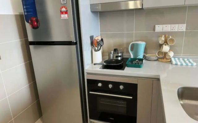 Trion Residence by Emily in Town