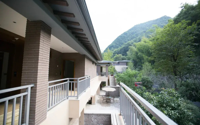 Jiuxi Cloud Valley Hotel