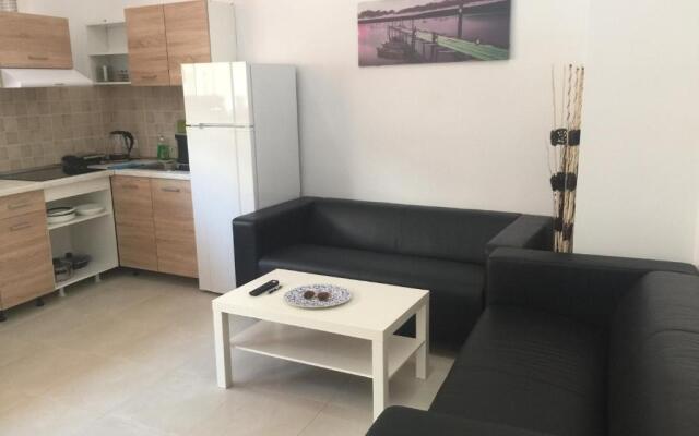 Sisifou Hostel