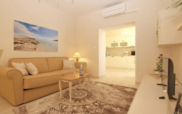 Apartment 1654