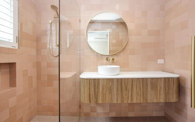 Aquarius Apartment 9