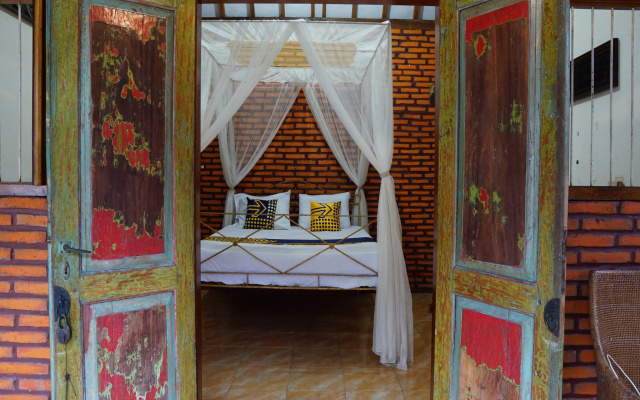 Hotel O Holy HomestayNearWisata Kopi Desa Tamansari – Guest Rooms – Licin