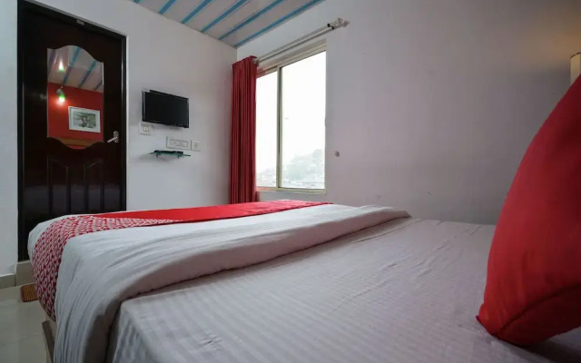 OYO 8653 Achus Inn