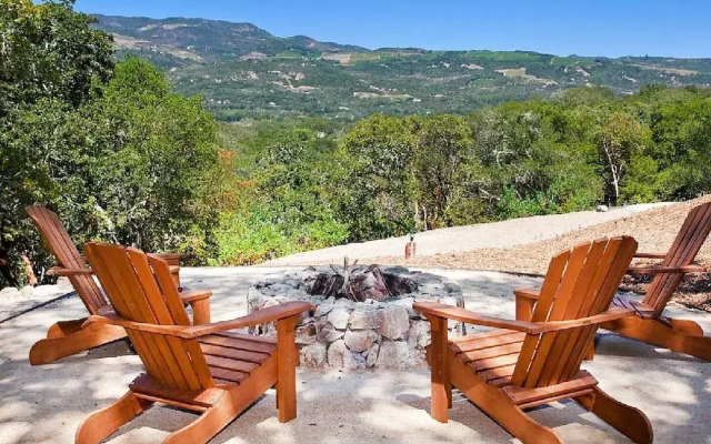 Valley View Designer Sonoma Estate by RedAwning
