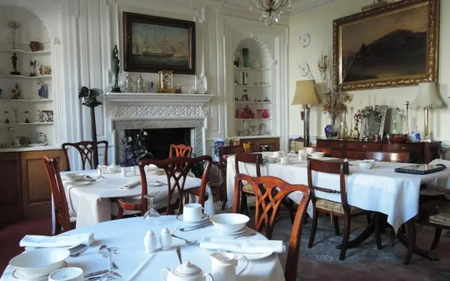The Georgian House