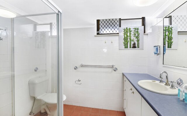 Broadbeach Travel Inn Apartments