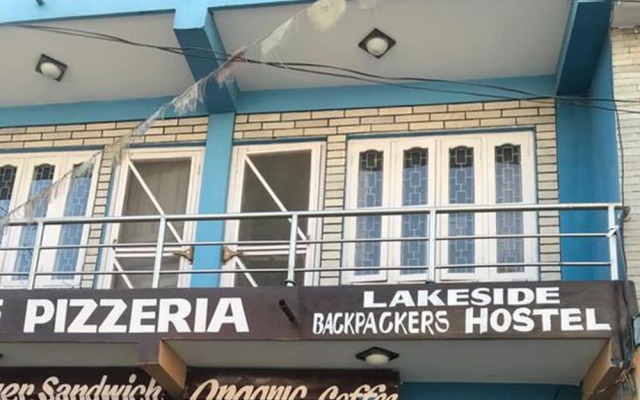 Lakeside Backpackers Hostel