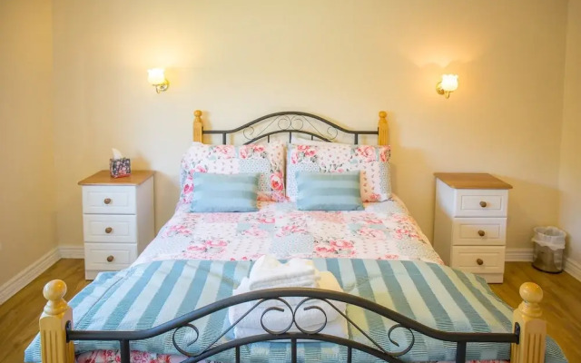 Capolla House, Clifden