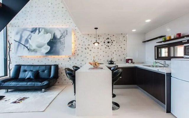 Tongyeong Mari Joa Pension