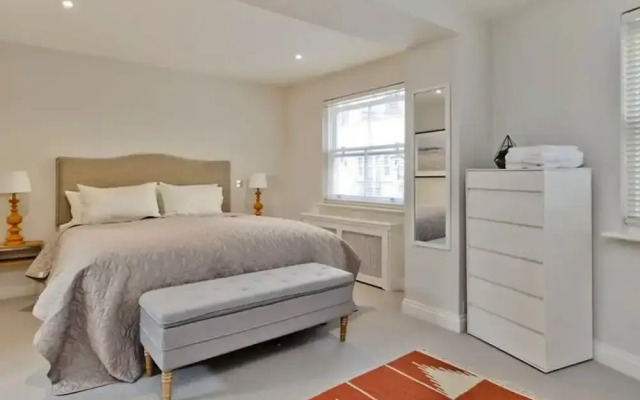 Sweet Marble Arch 2 Bedroom Mews House