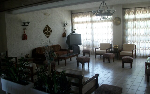 Efi Hotel