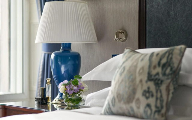 The Shelbourne, Autograph Collection