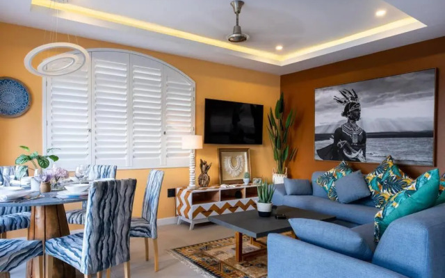 Beachfront Luxury - 2 Chaka's Place