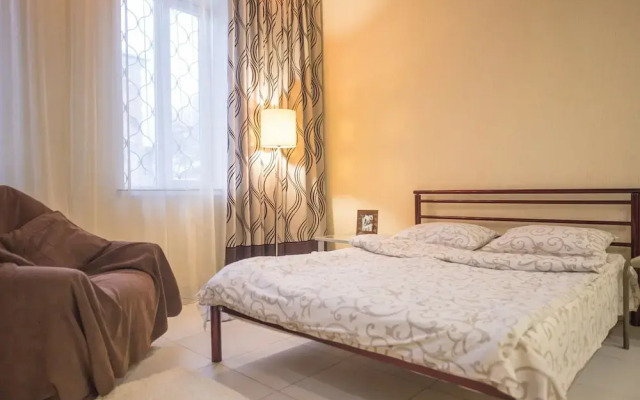 Flatsis Apartment Kuznechnaya 13