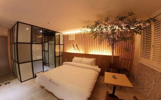 Ryn Boutique Hotel