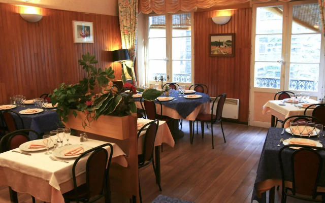 Hotel Les Arcades