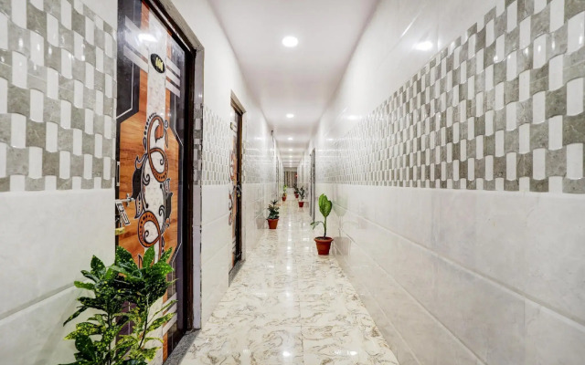 OYO 71795 Hotel Shakti Inn
