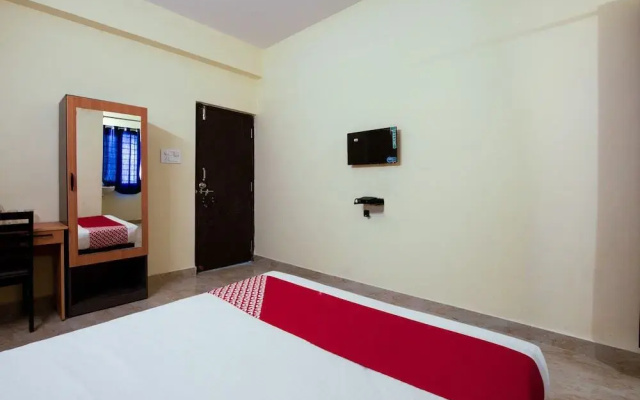 Deepansh Plaza By OYO Rooms