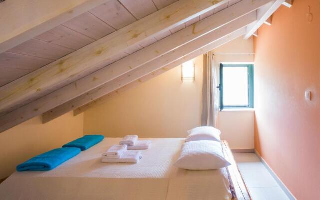 Villa Cretan View with Heated Swimming Pool