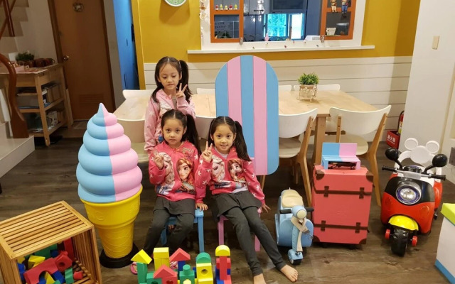 12 Kids House