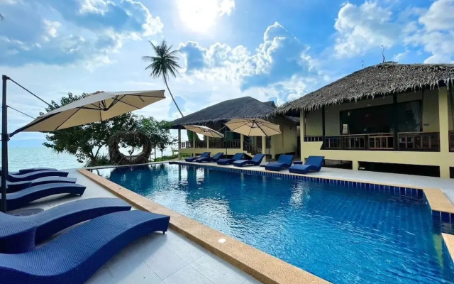 Absolute Beachfront Resort