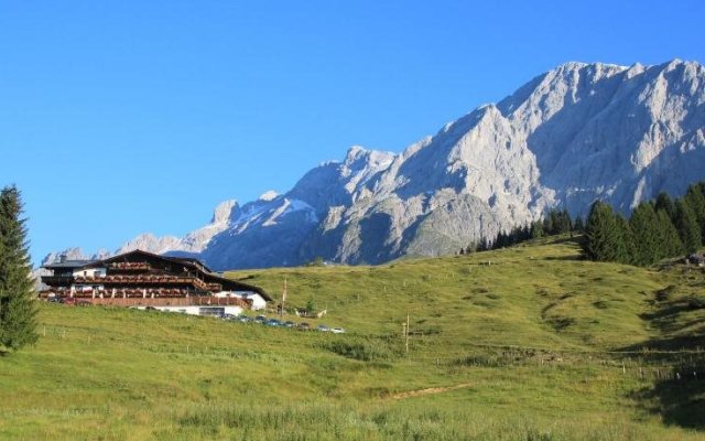 Almhotel Kopphütte