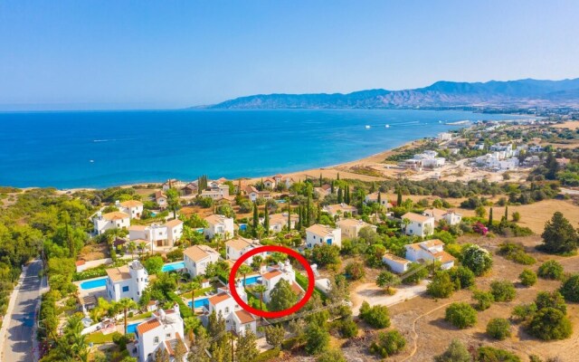 Villa Cleopatra Large Private Pool Walk to Beach A C Wifi - 3437