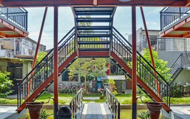ZEN Rooms Adisucipto Airport - Hostel