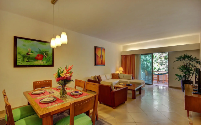 Riviera Maya Suites