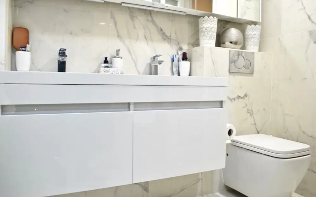 3-bedroom Apartment in Kensington