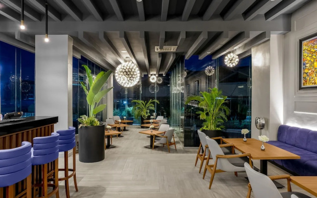 The Art Hotel