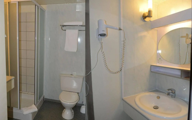 Best Western Flers Centre Gare