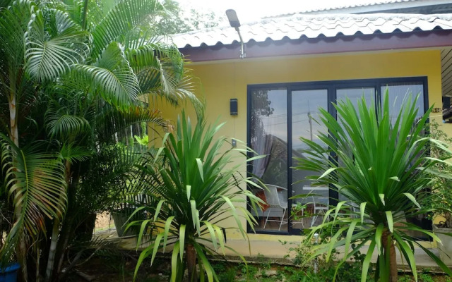 Nankanok Bungalow