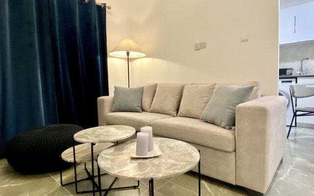 White Arches Sea View Apt No 2