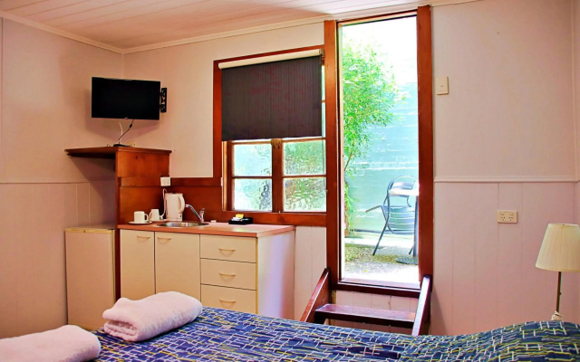 Brisbane Manor Hotel