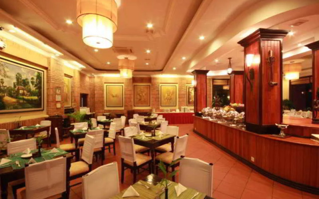 Apsara Holiday Hotel