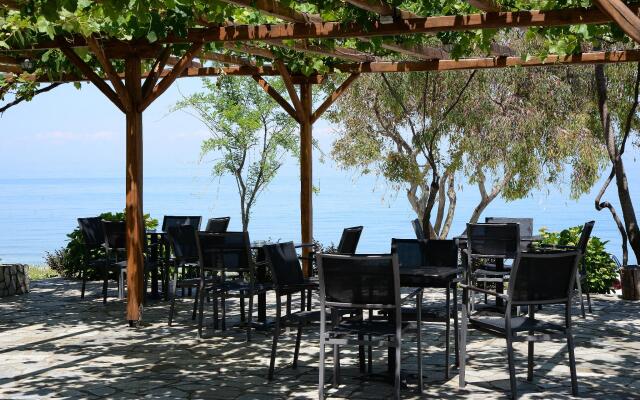 Cleopatra Hotel Horefto
