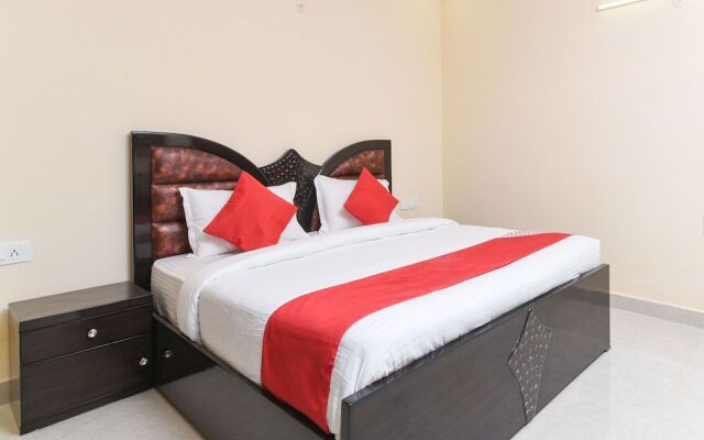 OYO 15834 Shubhangni Residency