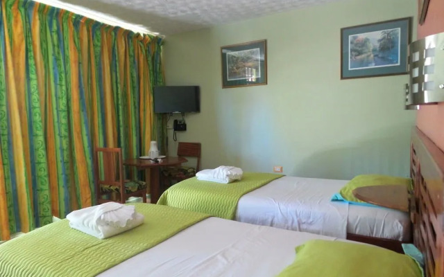 Toucan Inn