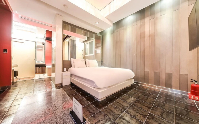 Pohang Jukdo Market 11AVENUE(11 Avenue)