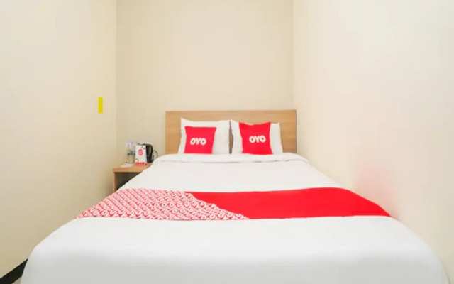 Hotel O Rungkut Near Its Surabaya Formerly Ace Business Hotel