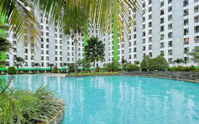 OYO 498 Green Lake View Ciputat