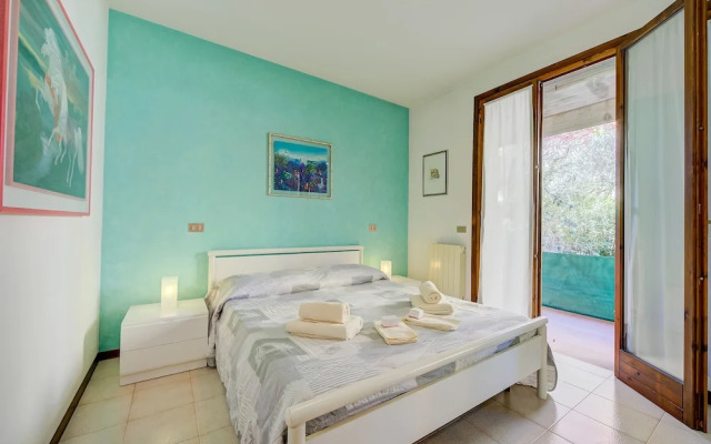 Cinzia Apartment Front Beach