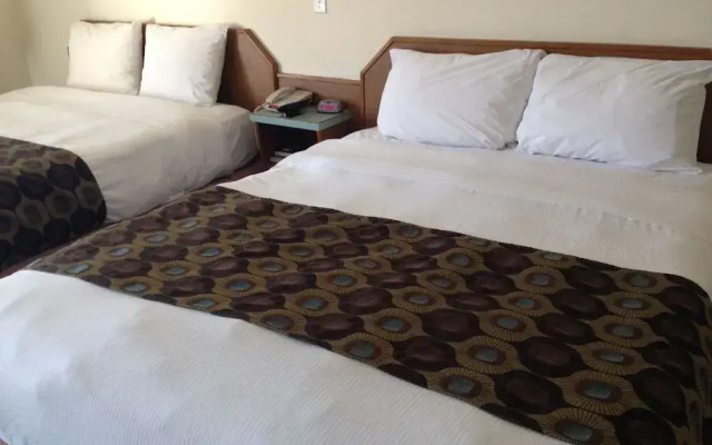 The Ranchland Inn