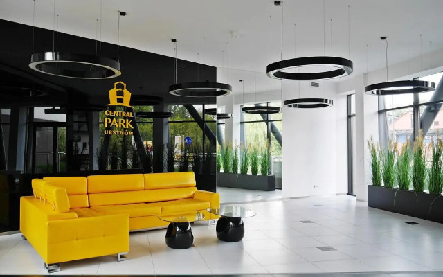 Airport Residence Orange
