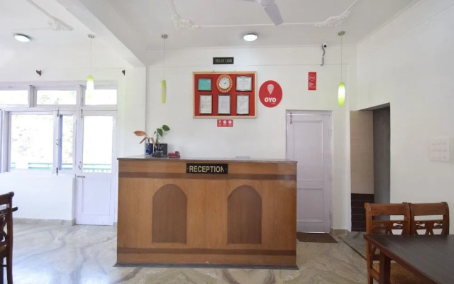 Hotel Sunshine Villa by OYO Rooms