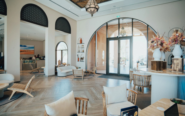 Bab Al Nojoum Bateen Liwa Resort
