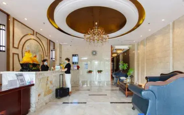 Bocheng Holiday Hotel (Yueyanglou District Nanhu Plaza Branch)