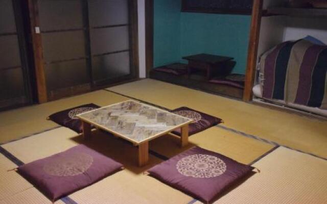 Kakurega Guest House